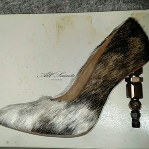 NEW All Saints Brown, Tan & White Fur Pump